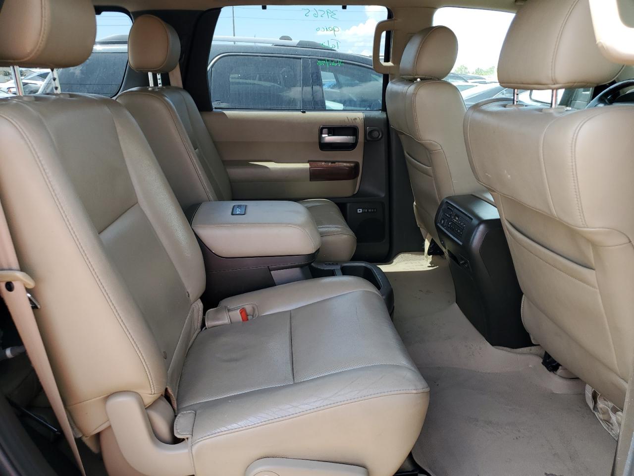 2011 Toyota Sequoia VIN 5TDYY5G11BS035766 Copart auction photo, front end damage thumbnail 10