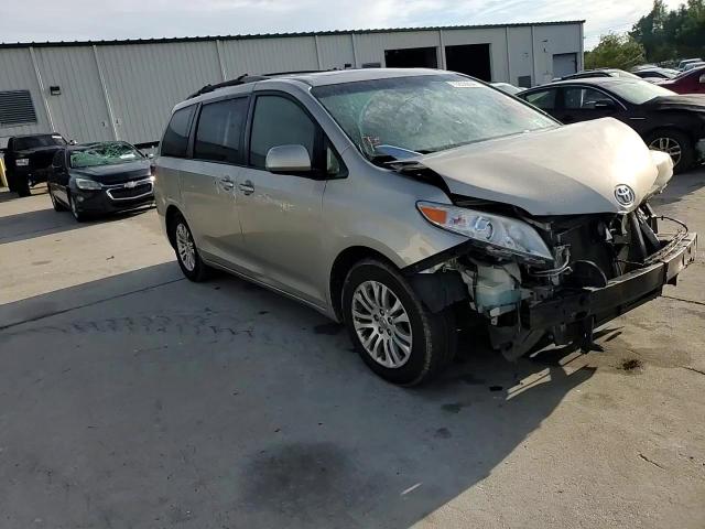 2015 Toyota Sienna VIN 5TDYK3DC7FS531088 Copart auction photo, front end damage thumbnail 12