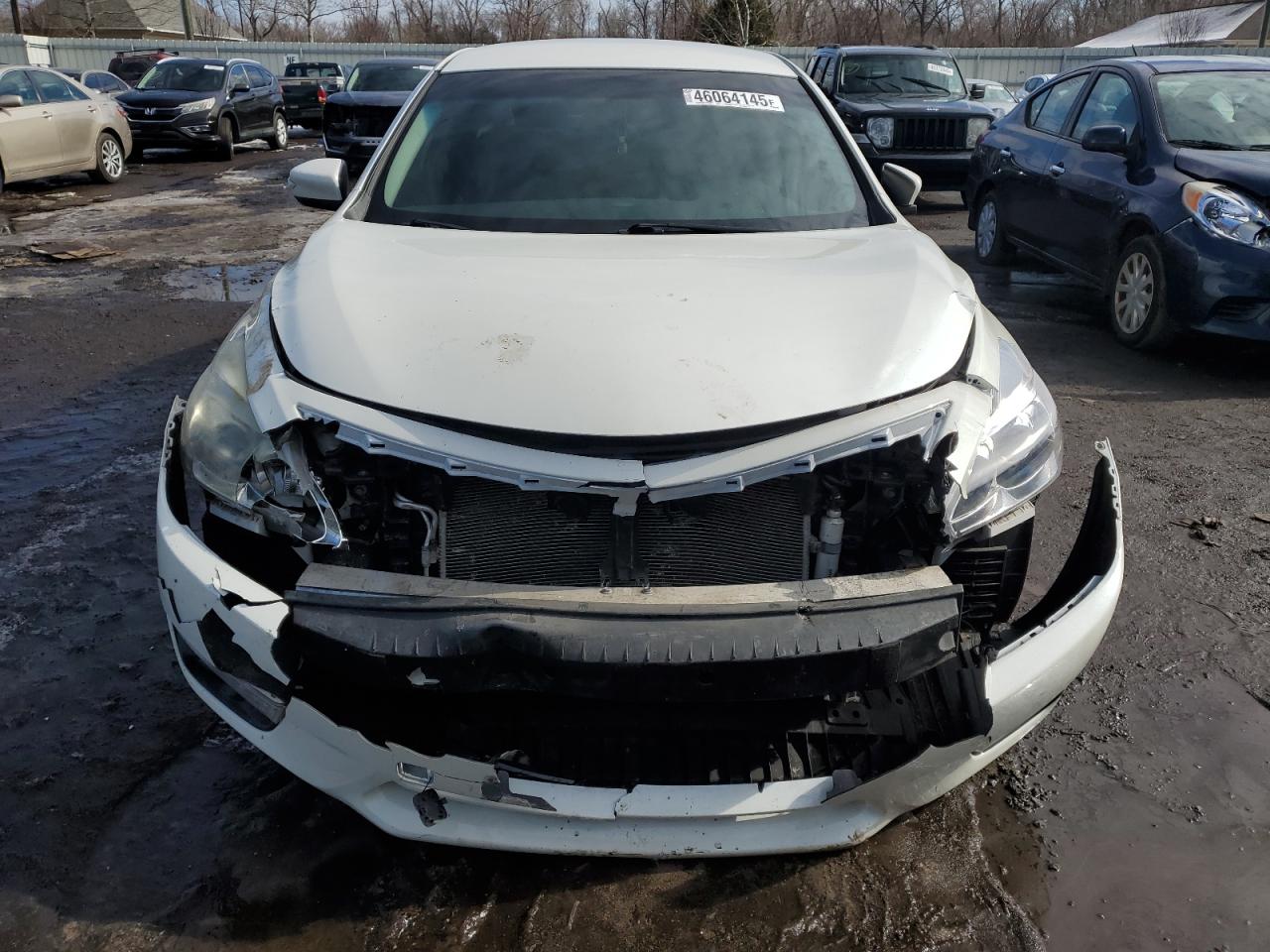 2013 Nissan Altima VIN 1N4AL3AP1DC245196 Copart auction photo, front end / minor dent/scratches damage thumbnail 5