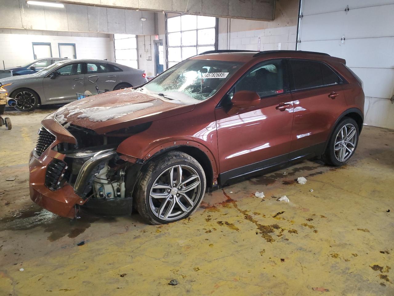 2019 Cadillac XT4 VIN 1GYFZER43KF176425