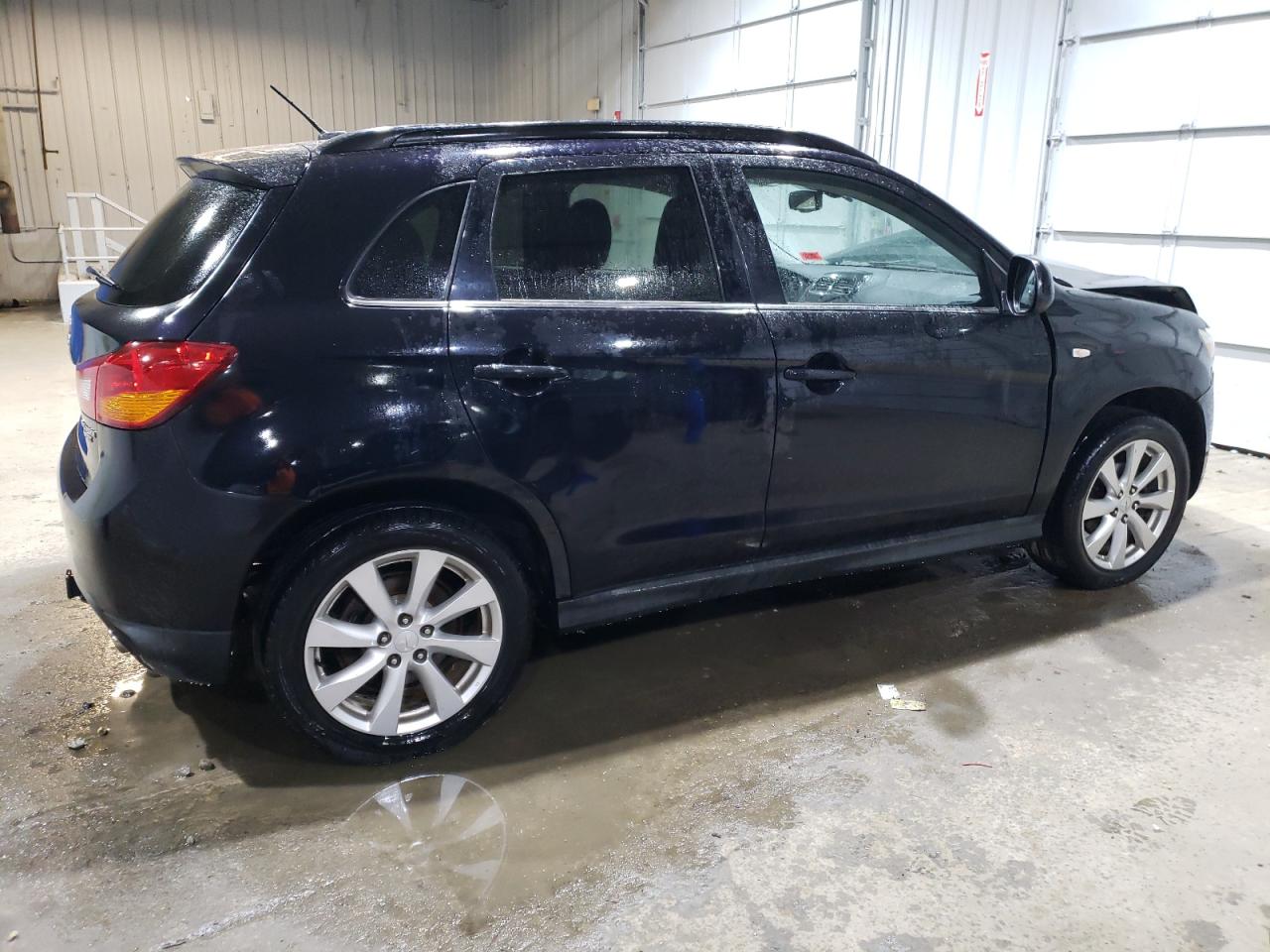 2013 Mitsubishi Outlander VIN 4A4AR4AU9DE003984 Copart auction photo, front end / minor dent/scratches damage thumbnail 3