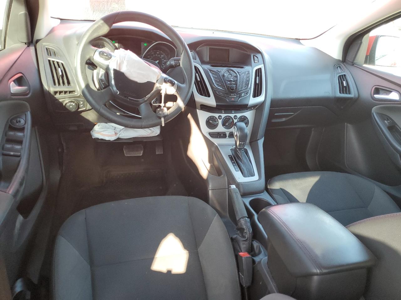 2014 Ford Focus VIN 1FADP3F29EL163197 Copart auction photo, front end / side damage thumbnail 8