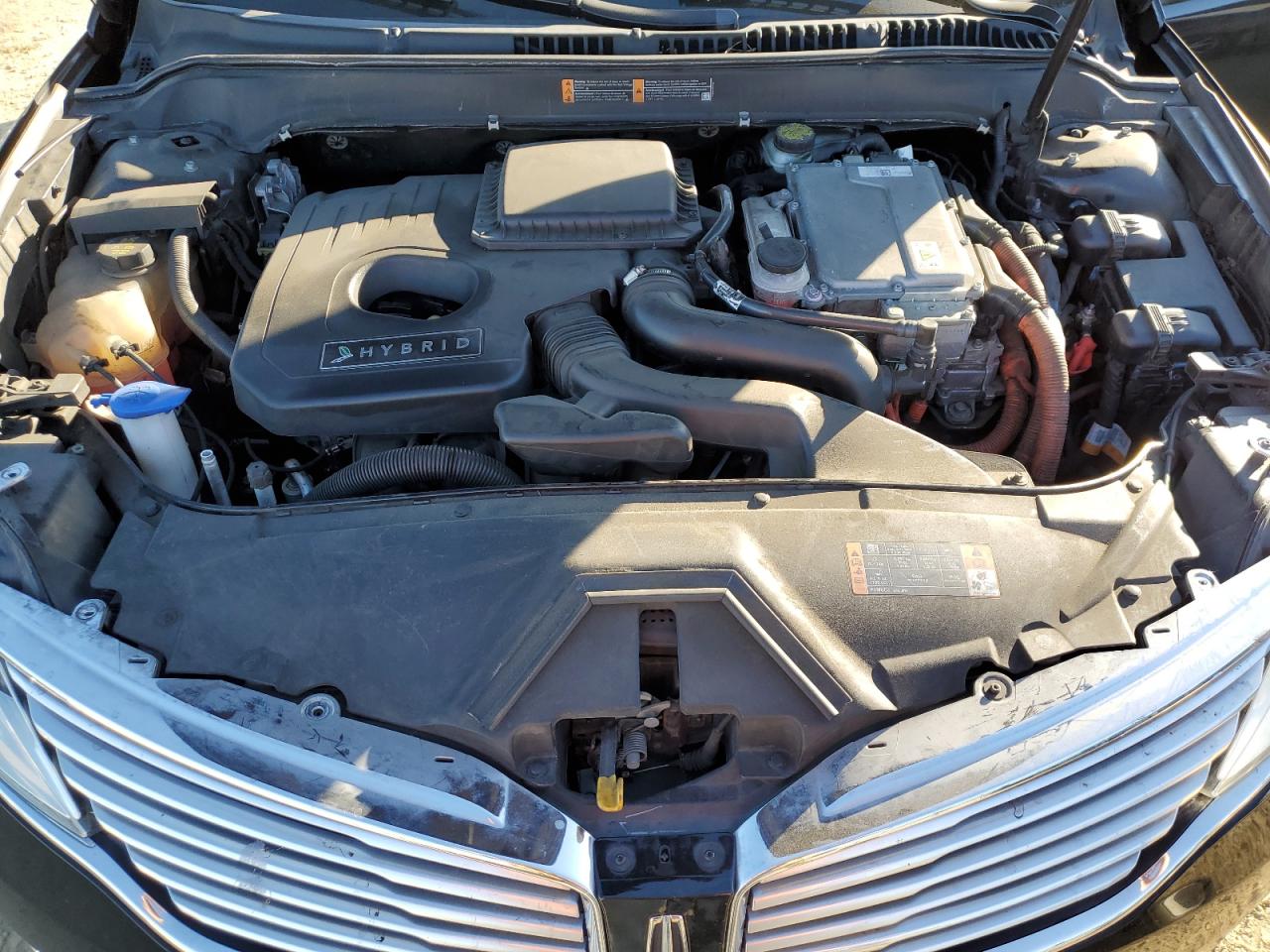 2016 Lincoln MKZ VIN 3LN6L2LU1GR629915 Copart auction photo, rear end / side damage thumbnail 11