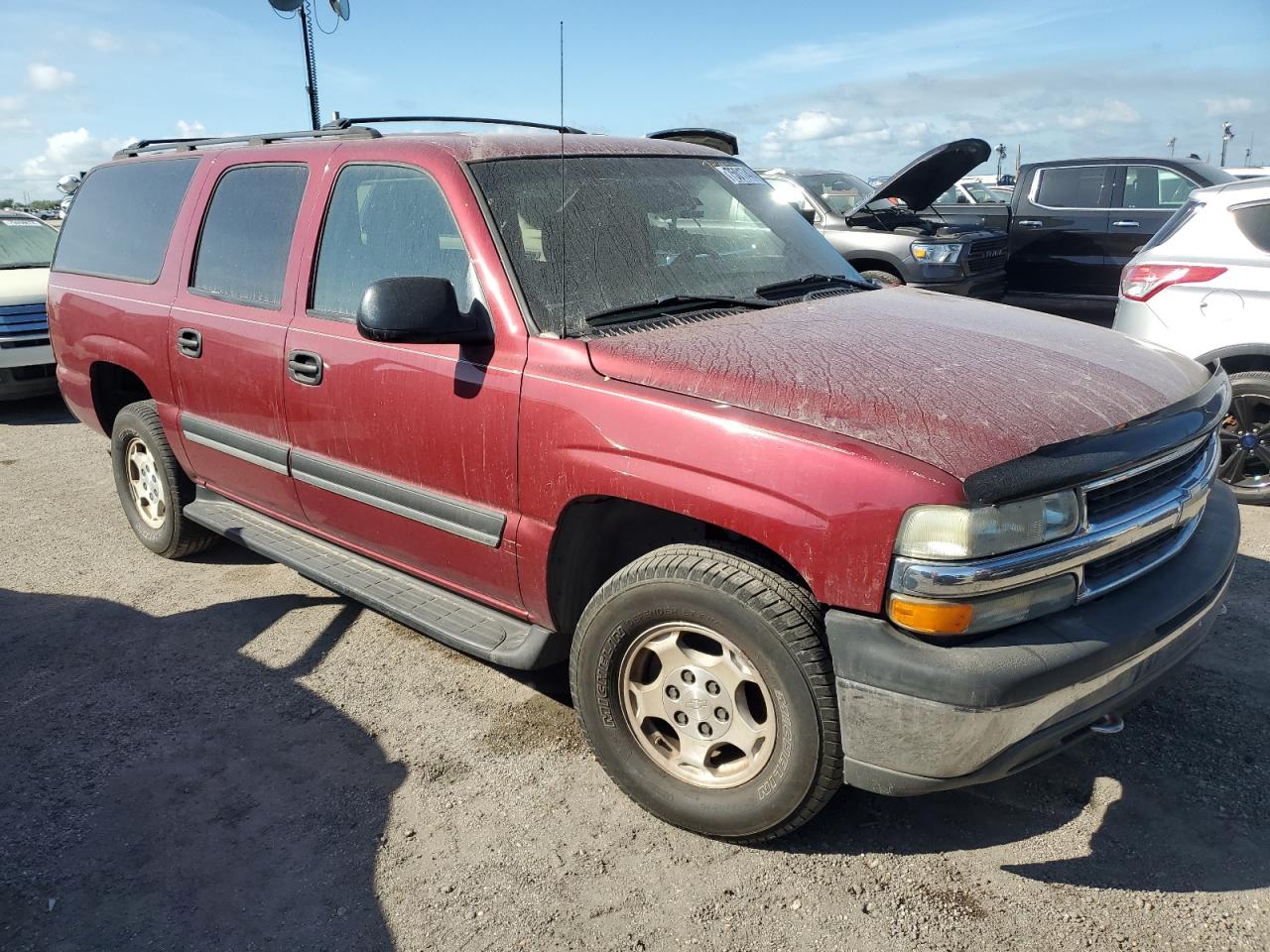 2004 Chevrolet Suburban VIN 3GNEC16ZX4G329869 Copart auction photo, water/flood damage thumbnail 4