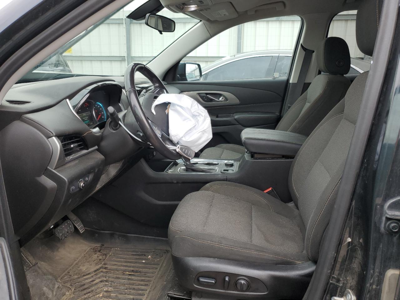 2019 Chevrolet Traverse VIN 1GNERGKW8KJ104133 Copart auction photo, front end / side damage thumbnail 7