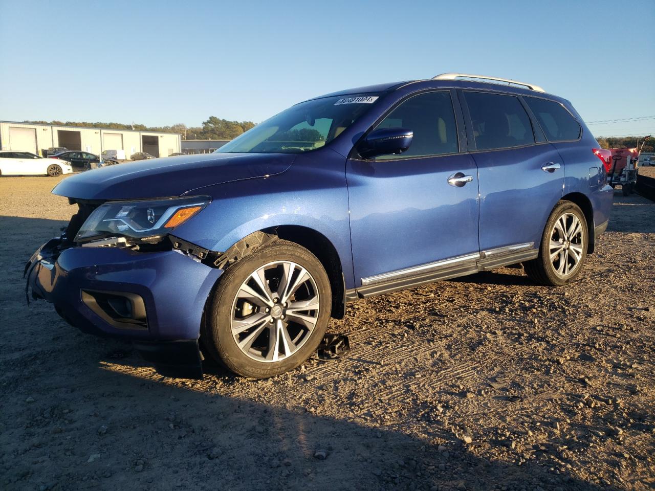 2017 Nissan Pathfinder VIN 5N1DR2MM1HC903831
