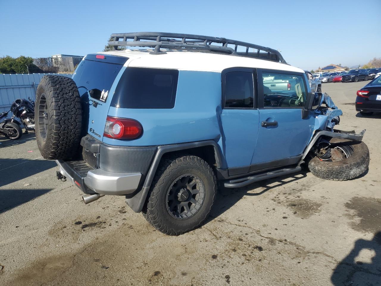 2012 Toyota FJ Cruiser VIN JTEBU4BF1CK129360 Copart auction photo, front end / side damage thumbnail 3
