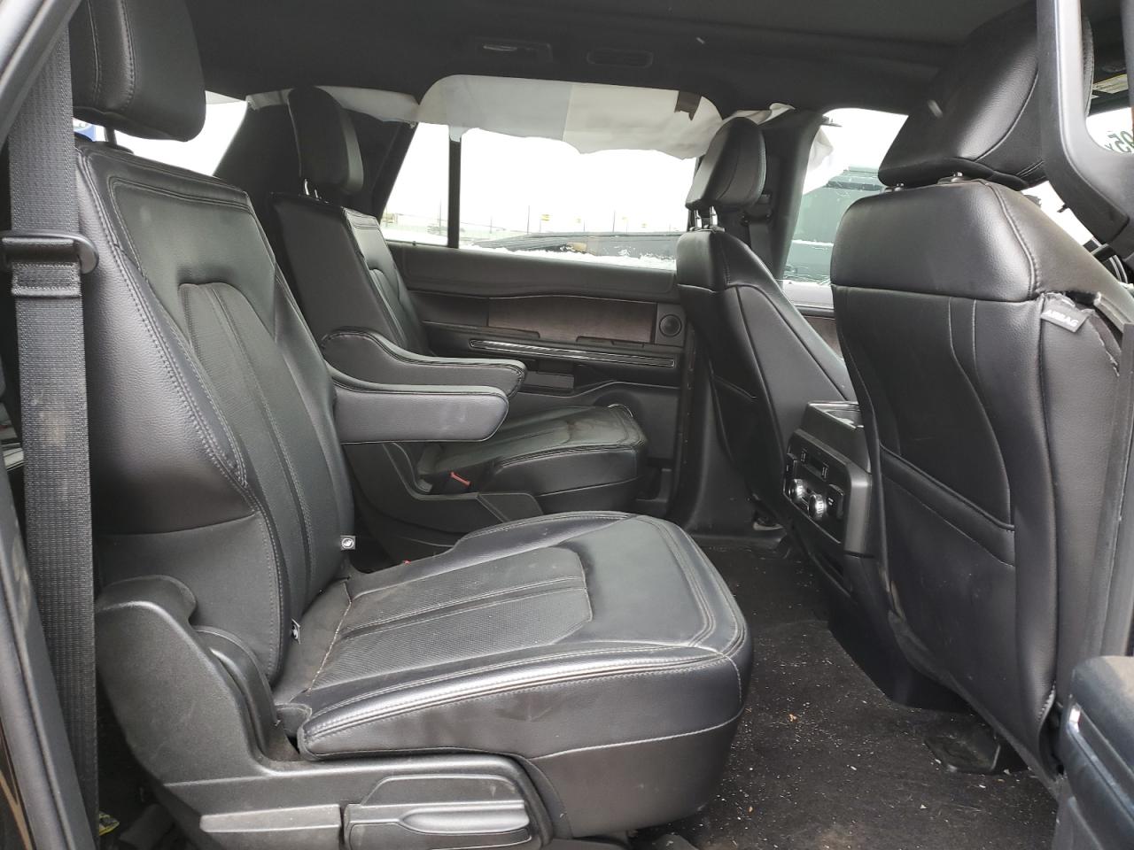 2021 Ford Expedition VIN 1FMJK2AT0MEA62831 Copart auction photo, side / front end damage thumbnail 11