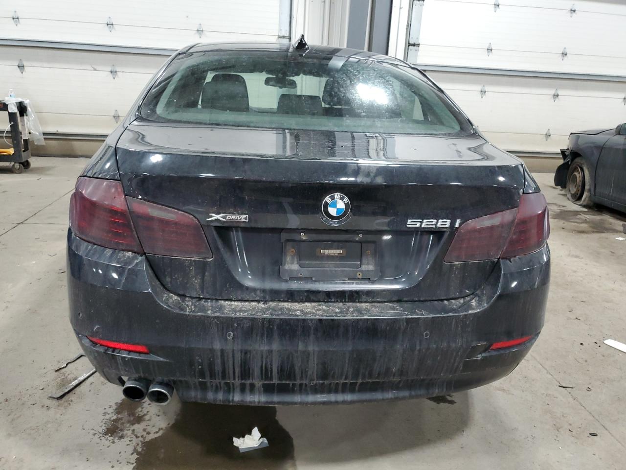 2016 BMW 5er VIN WBA5A7C53GG146569 Copart auction photo, front end damage thumbnail 6