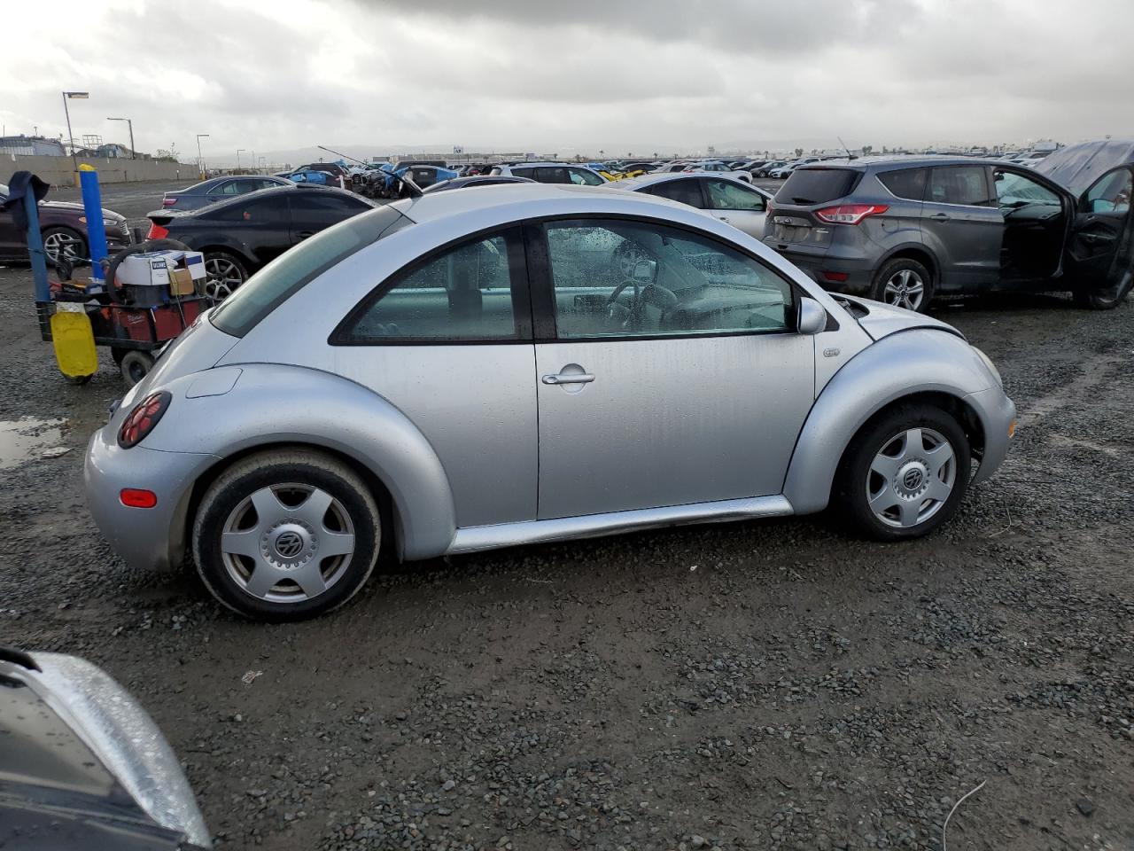 2001 Volkswagen Beetle VIN 3VWCK21C01M453168 Copart auction photo, front end damage thumbnail 3
