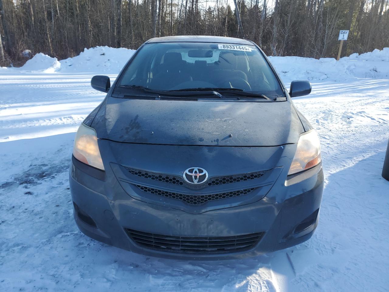 2007 Toyota Yaris VIN JTDBT923871093558 Copart auction photo, front end / minor dent/scratches damage thumbnail 5