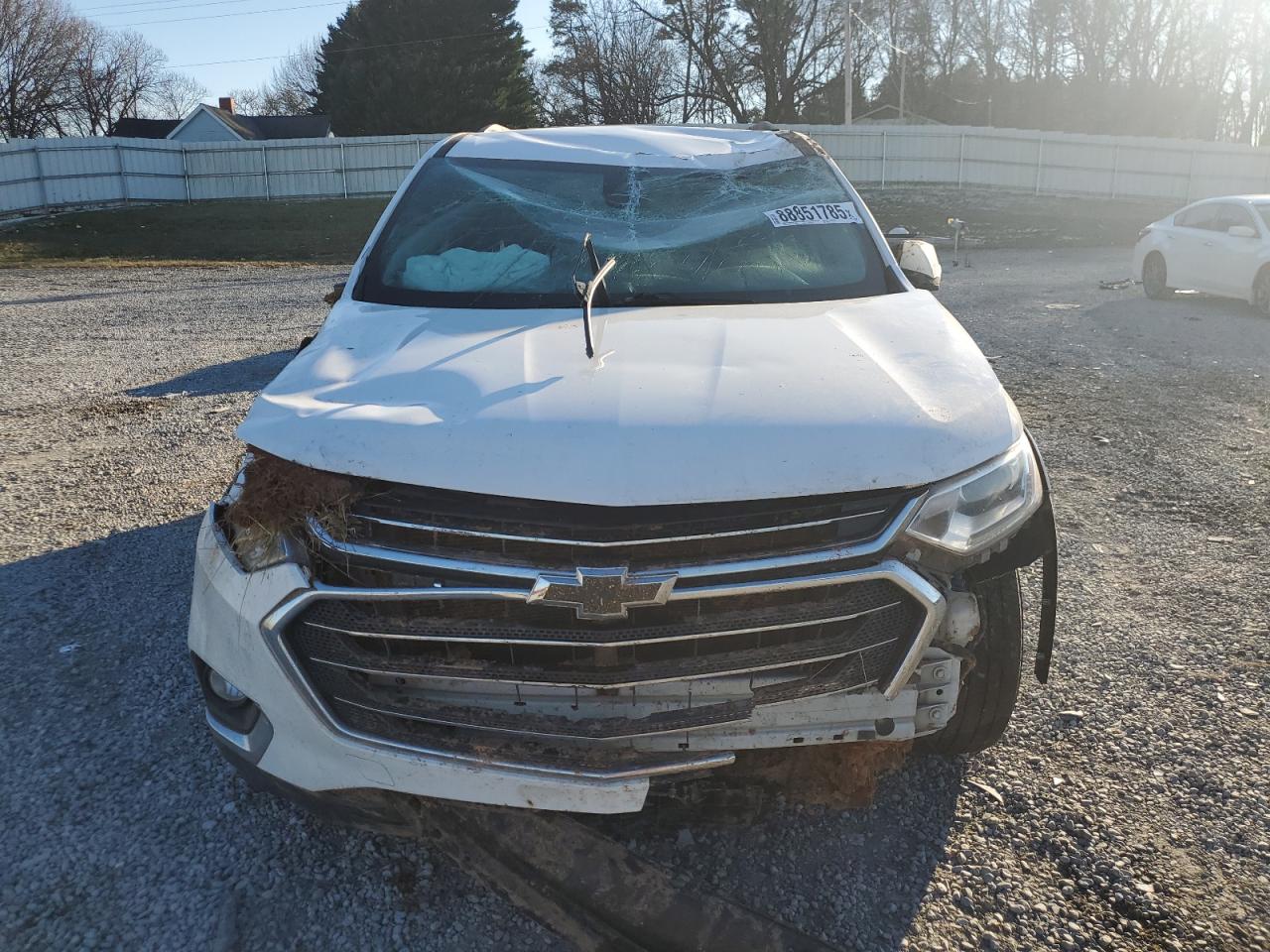 2020 Chevrolet Traverse VIN 1GNERGKW5LJ207317 Copart auction photo, all over / minor dent/scratches damage thumbnail 5