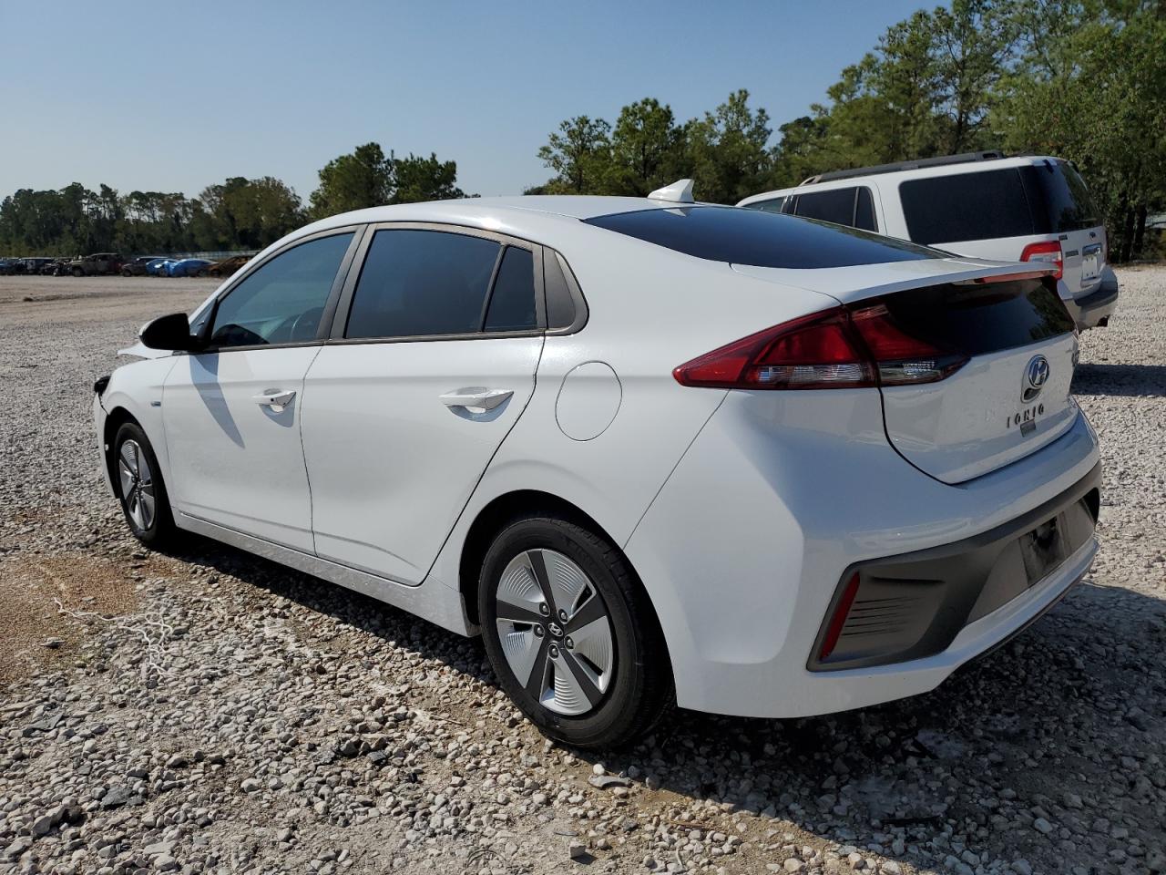 2020 Hyundai IONIQ VIN KMHC65LCXLU209270 Copart auction photo, front end damage thumbnail 2