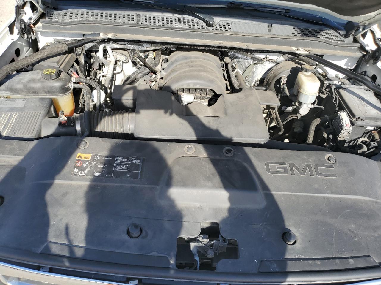 2015 GMC Yukon VIN 1GKS1BKC9FR624509 Copart auction photo, rear end damage thumbnail 14