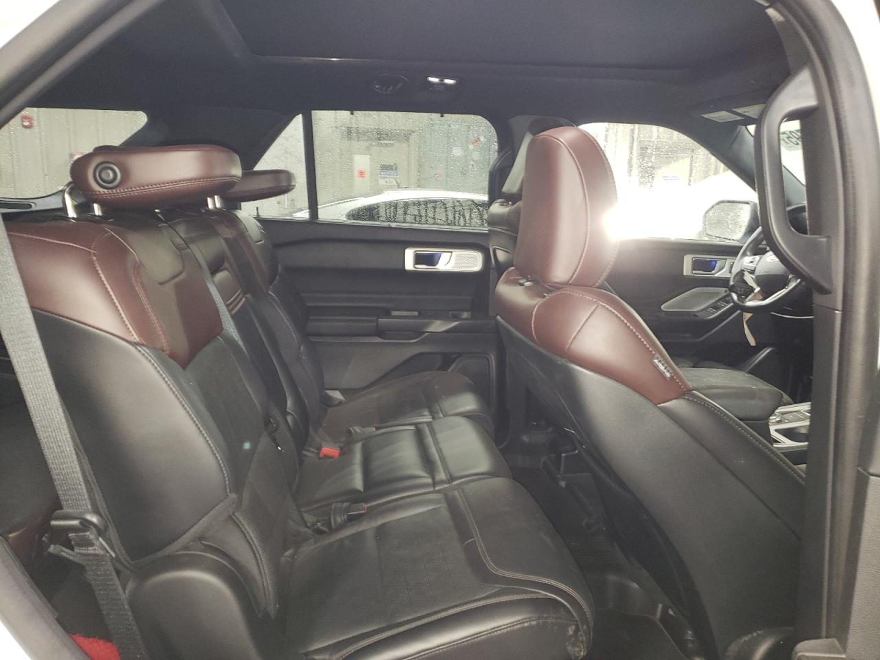 2020 Ford Explorer VIN 1FM5K8HCXLGA04075 Copart auction photo, side / rear end damage thumbnail 10