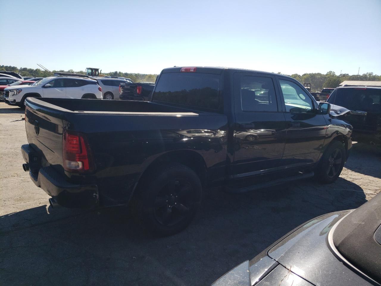 2015 RAM 1500 VIN 1C6RR6KT9FS553886 Copart auction photo, front end damage thumbnail 3