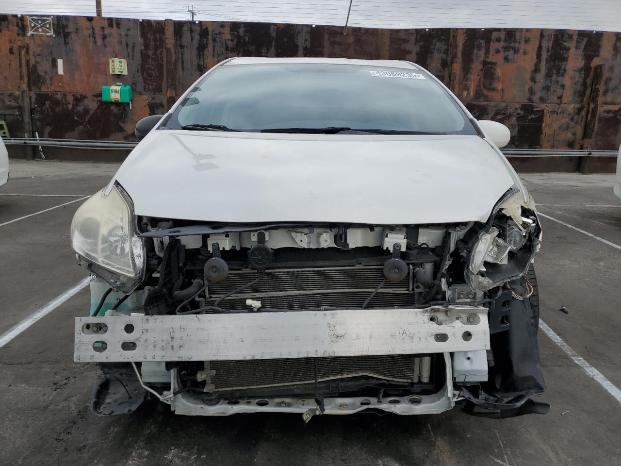 2014 Toyota Prius VIN JTDKN3DU1E0371734 Copart auction photo, front end damage thumbnail 5