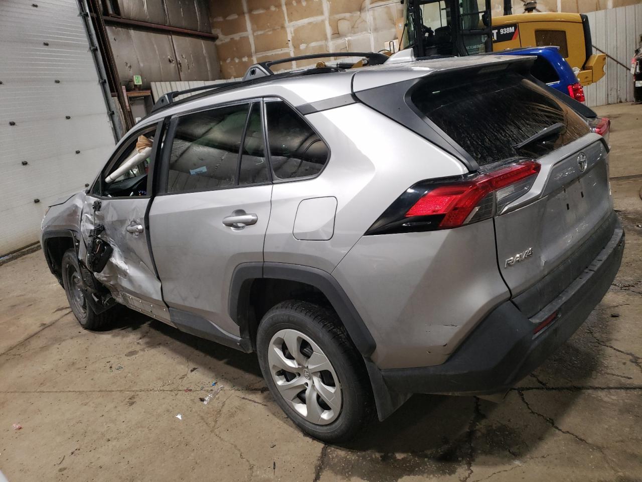 2019 Toyota RAV 4 VIN 2T3G1RFV7KC053703 Copart auction photo, side damage thumbnail 2