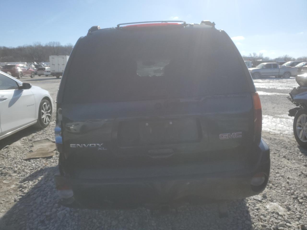 2006 GMC Envoy VIN 1GKET16S466125461 Copart auction photo, rear end damage thumbnail 6