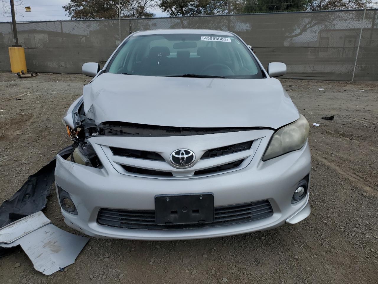 2011 Toyota Corolla VIN 2T1BU4EE5BC554250 Copart auction photo, front end / minor dent/scratches damage thumbnail 5