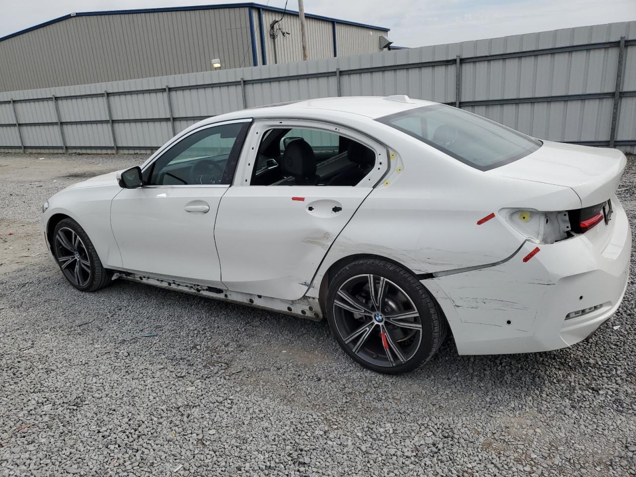 2024 BMW 3er VIN 3MW69FF01R8D80766 Copart auction photo, side / rear end damage thumbnail 2