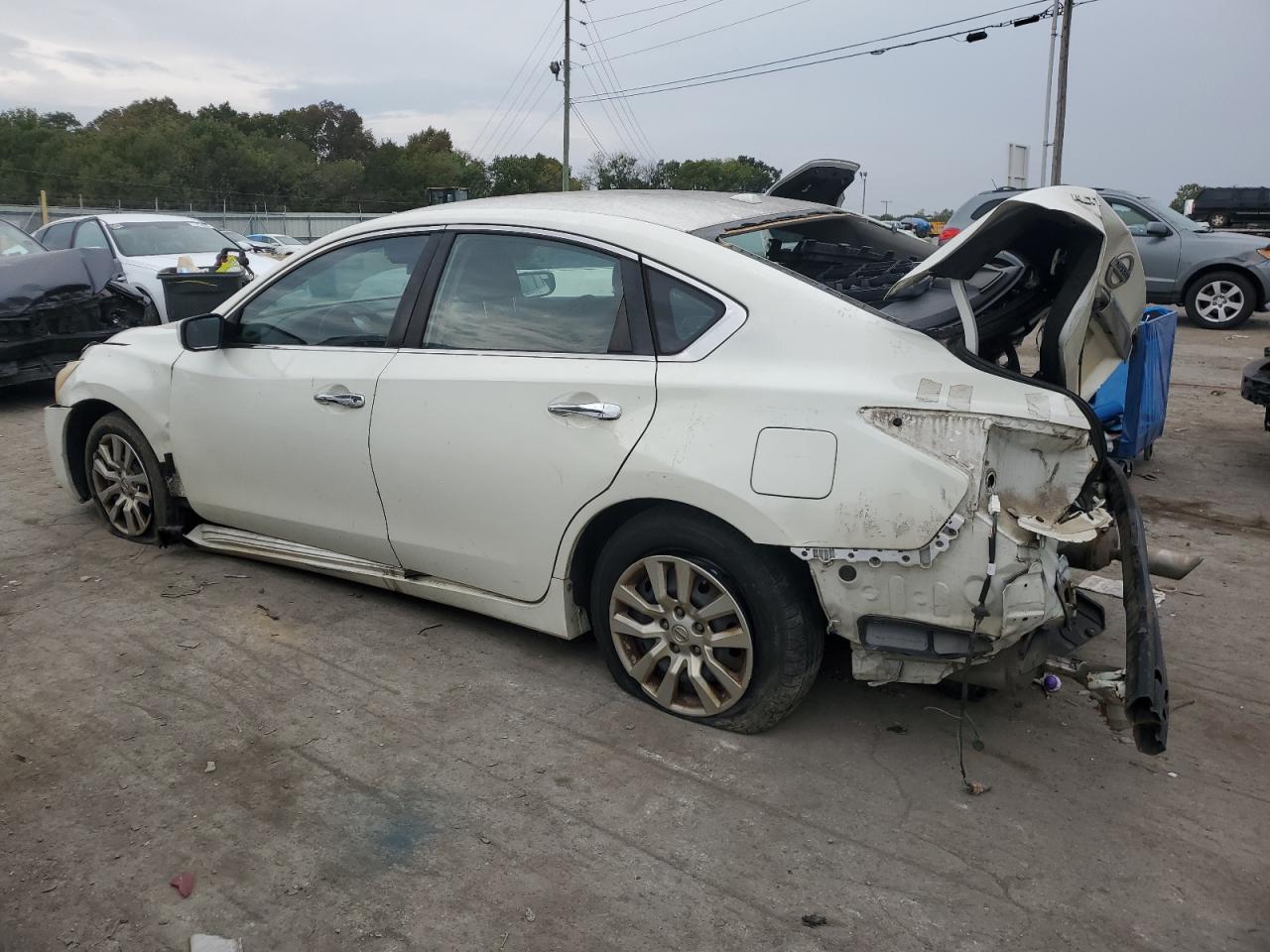 2015 Nissan Altima VIN 1N4AL3AP4FC412251 Copart auction photo, rear end / front end damage thumbnail 2