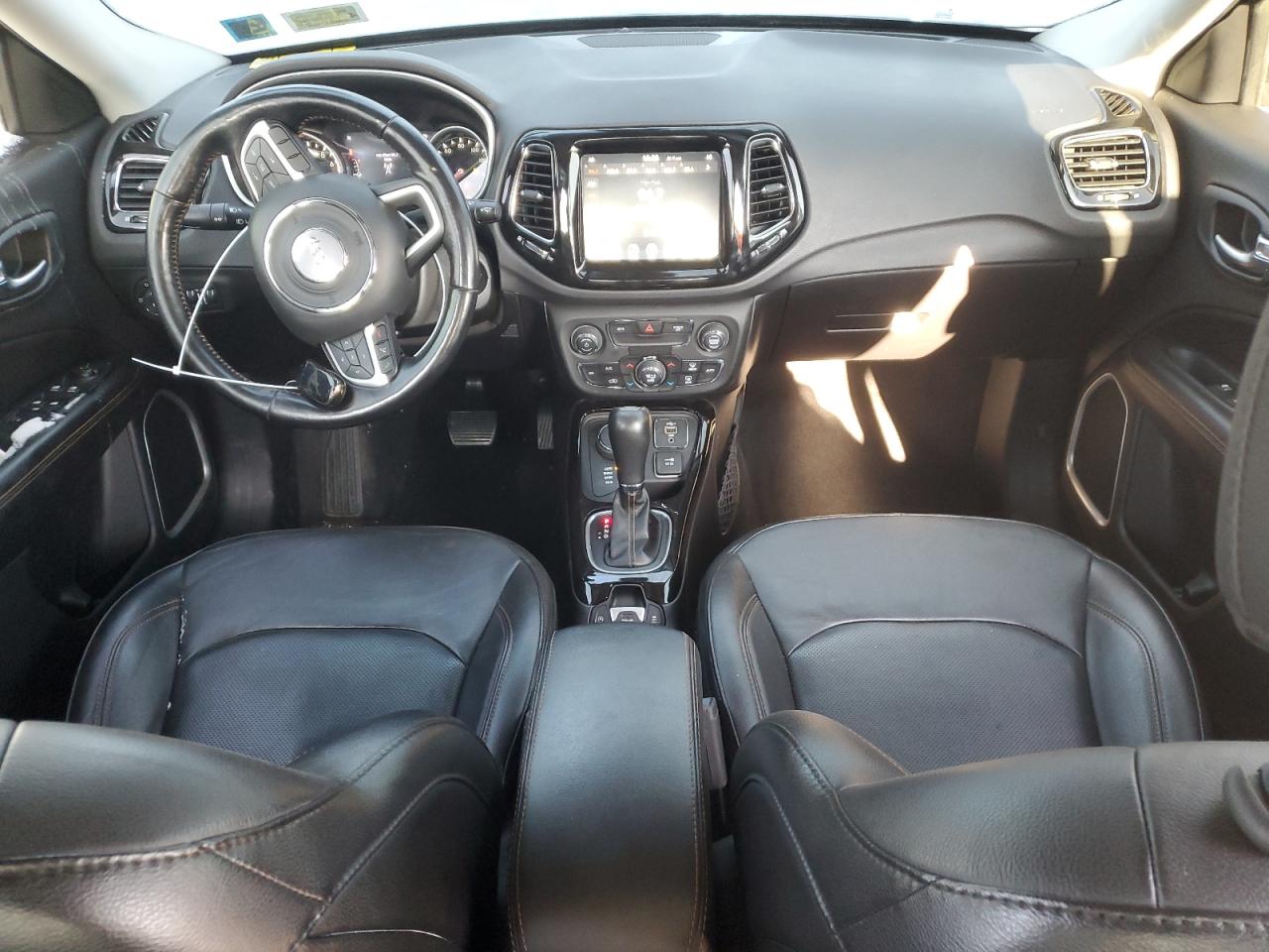 2020 Jeep Compass VIN 3C4NJDCB4LT137036 Copart auction photo, side damage thumbnail 8