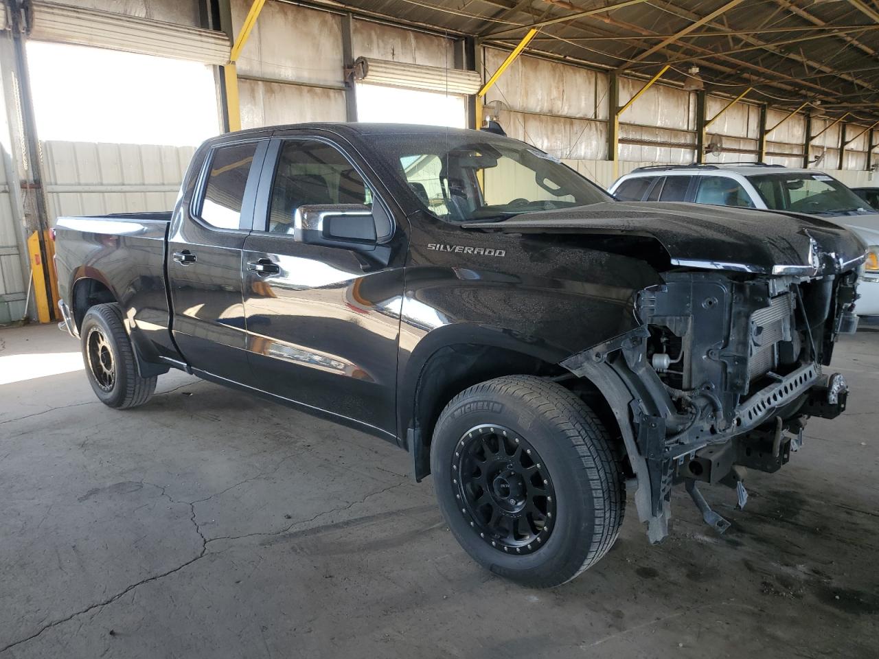 2020 Chevrolet Silverado VIN 1GCRWCED8LZ113052 Copart auction photo, front end damage thumbnail 4