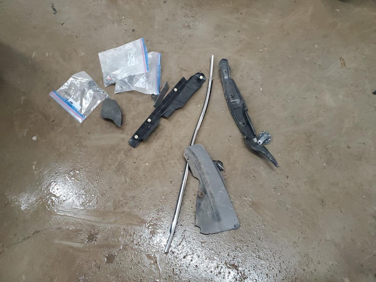 2019 Toyota Camry VIN 4T1B11HKXKU710659 Copart auction photo, front end / side damage thumbnail 12