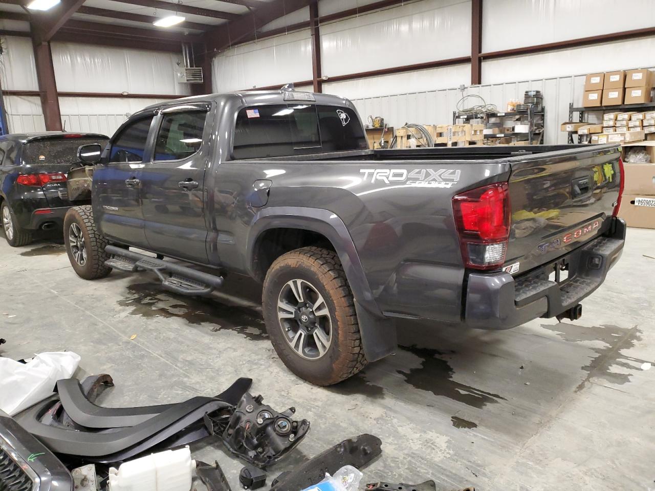 2018 Toyota Tacoma VIN 3TMDZ5BN0JM038677 Copart auction photo, front end damage thumbnail 2