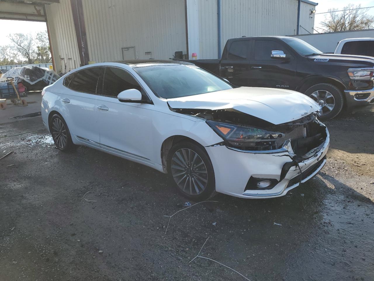 2017 KIA Cadenza VIN KNALC4J15H5090003 Copart auction photo, front end damage thumbnail 4