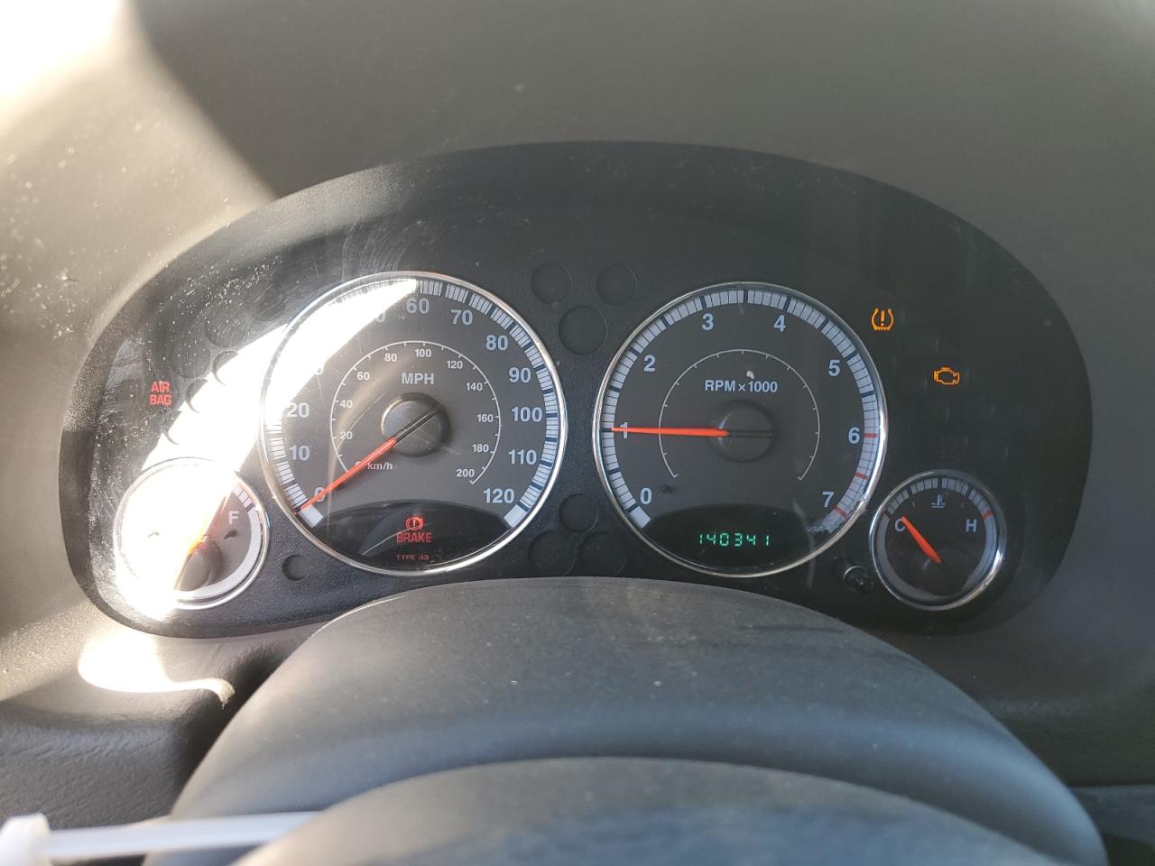 2005 Jeep Liberty (North America) VIN 1J4GL58K55W726654 Copart auction photo, front end / undercarriage damage thumbnail 9
