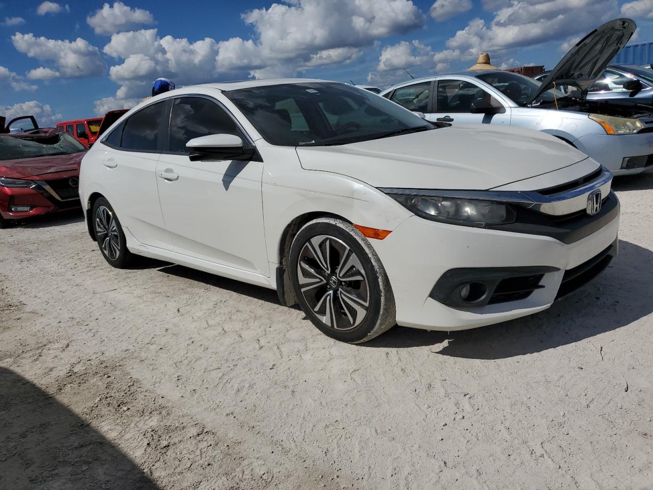 2018 Honda Civic VIN 19XFC1E31JE002813 Copart auction photo, water/flood damage thumbnail 4
