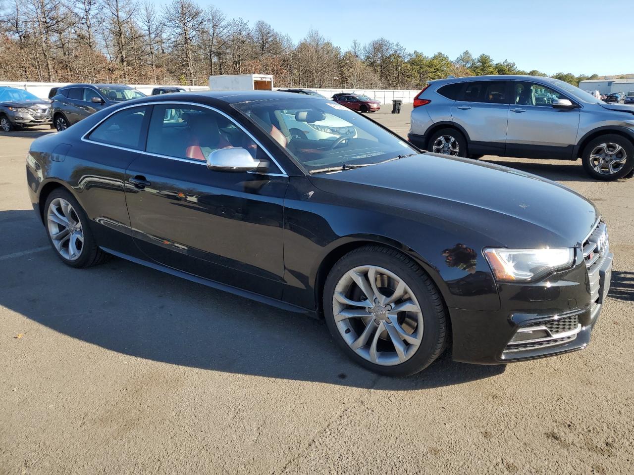 2015 Audi RS5 VIN WAUCGAFR8FA015141 Copart auction photo, side / minor dent/scratches damage thumbnail 4