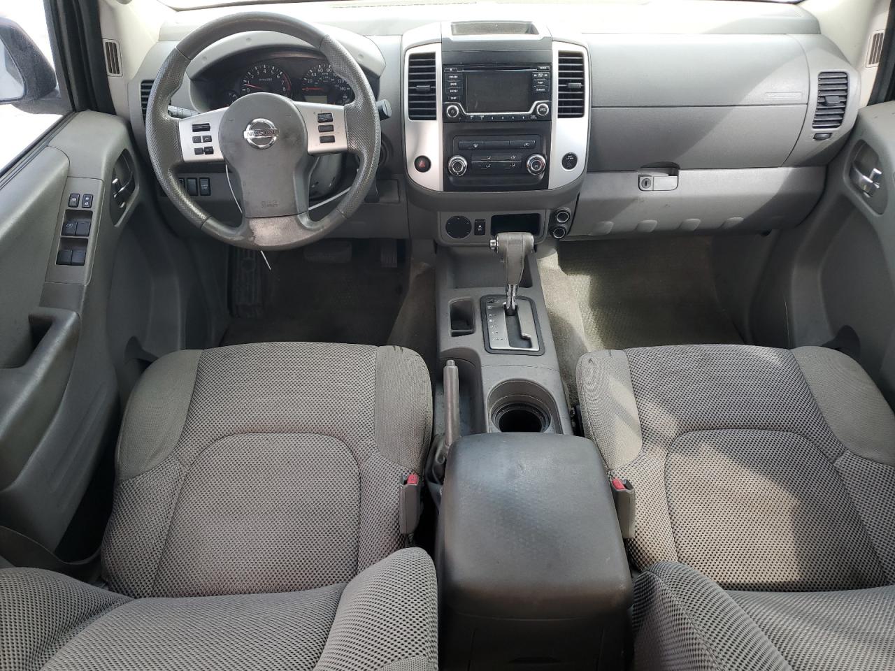 2016 Nissan Navara (Frontier) VIN 1N6AD0ER0GN795190 Copart auction photo, front end / minor dent/scratches damage thumbnail 8