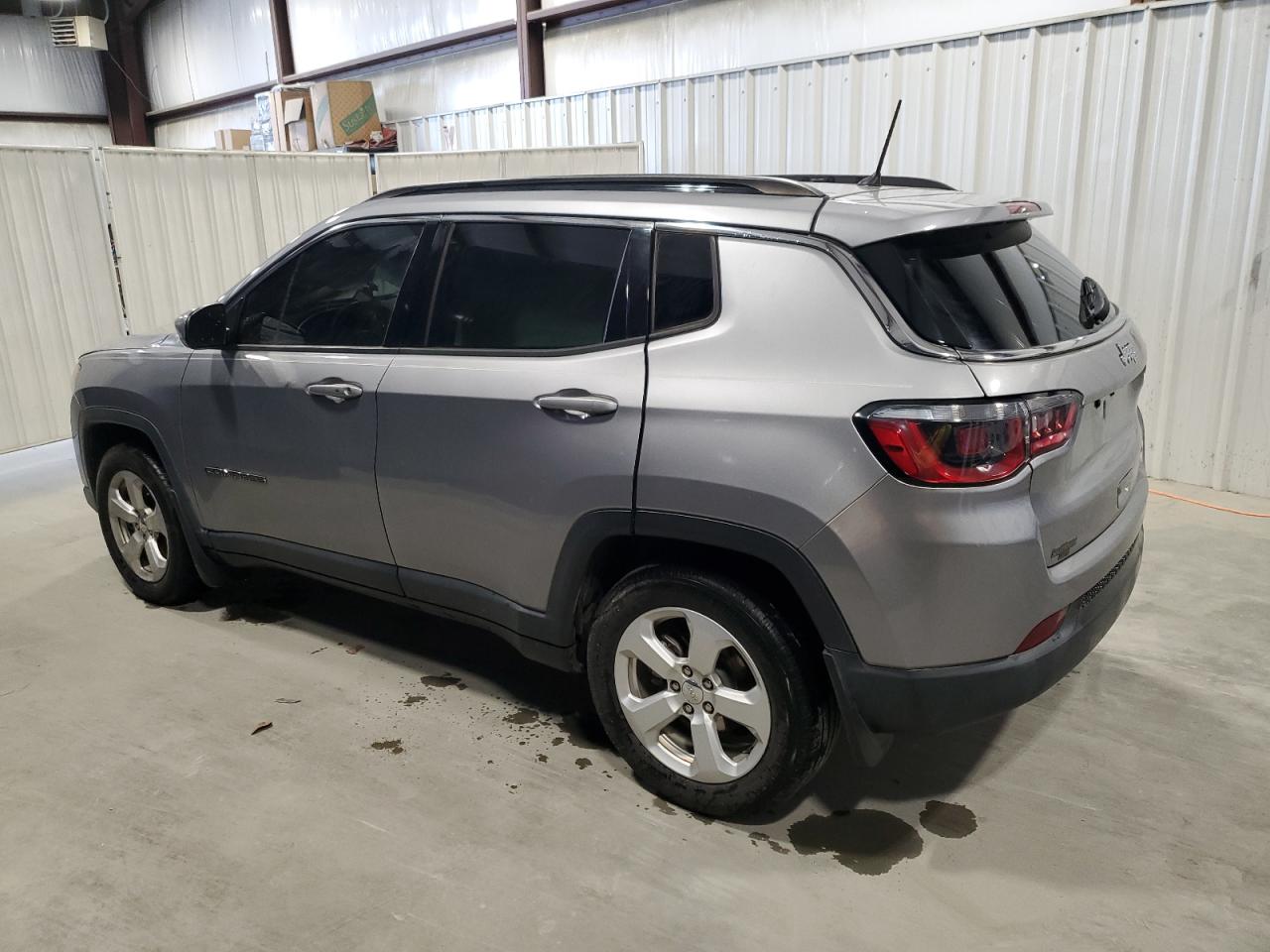 2018 Jeep Compass VIN 3C4NJCBB6JT194332 Copart auction photo, burn damage thumbnail 2