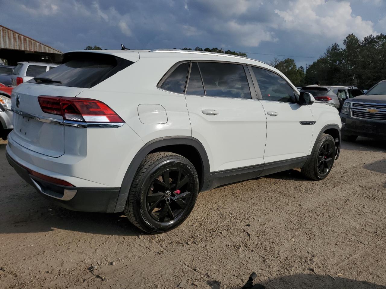 2020 Volkswagen Atlas VIN 1V23C2CA8LC227989 Copart auction photo, front end damage thumbnail 3