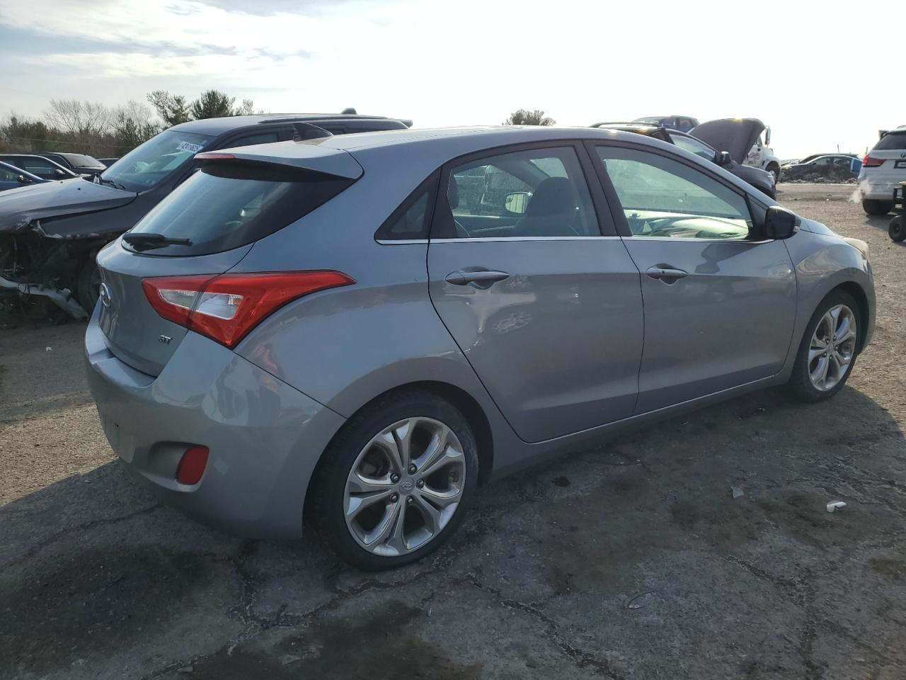 2014 Hyundai Elantra VIN KMHD35LH0EU185072 Copart auction photo, mechanical / minor dent/scratches damage thumbnail 3