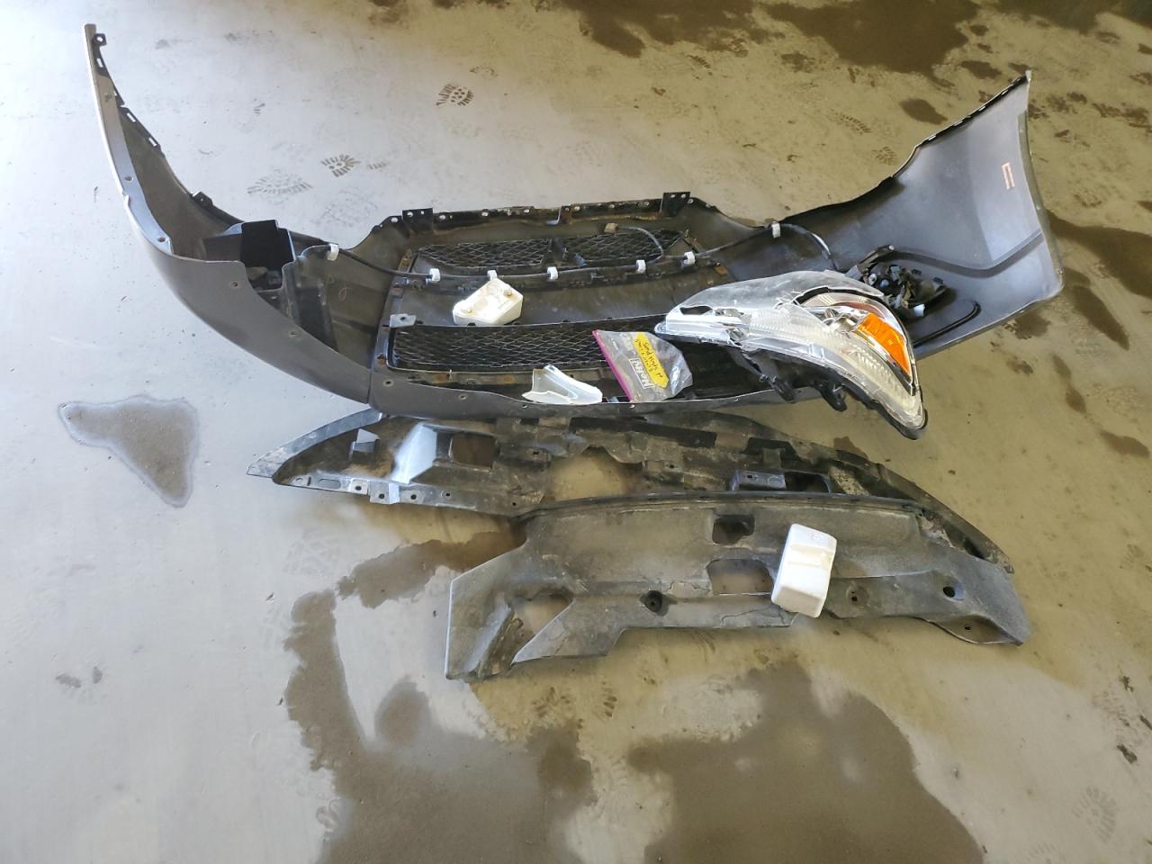 2011 Mitsubishi Outlander VIN JA4AR4AU2BZ011917 Copart auction photo, front end / side damage thumbnail 13