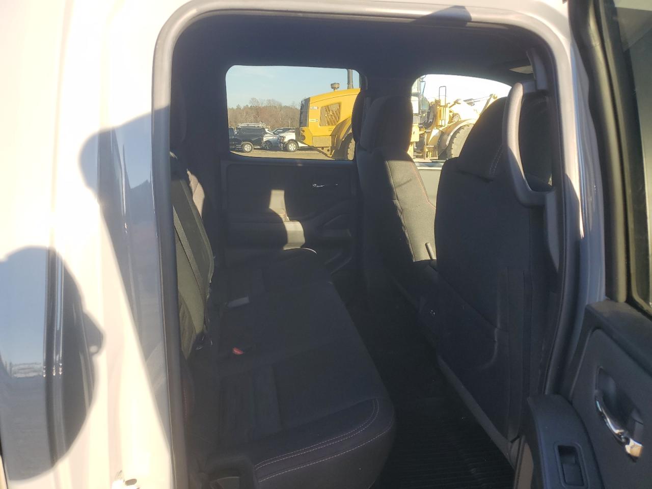 2024 Nissan Navara (Frontier) VIN 1N6ED1EK2RN655252 Copart auction photo, front end damage thumbnail 10