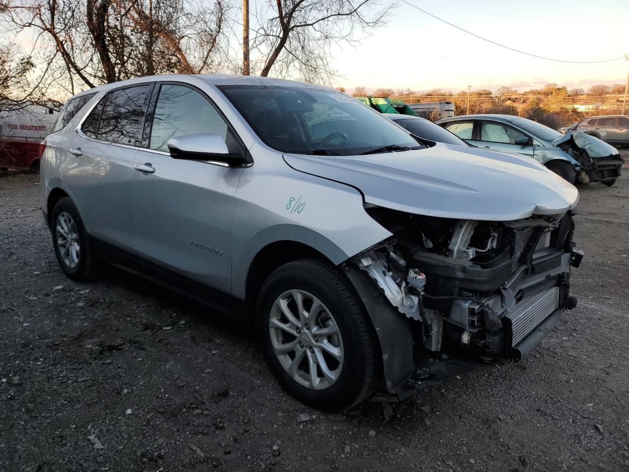 2019 Chevrolet Equinox VIN 2GNAXUEV1K6132584 Copart auction photo, front end damage thumbnail 4