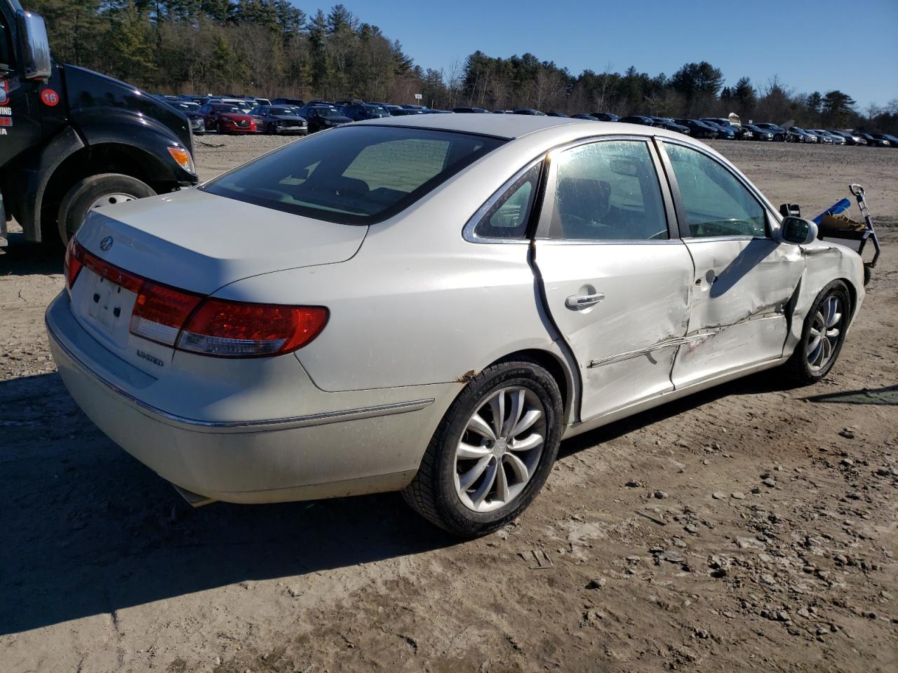 2006 Hyundai Azera VIN KMHFC46F66A090760 Copart auction photo, side damage thumbnail 3