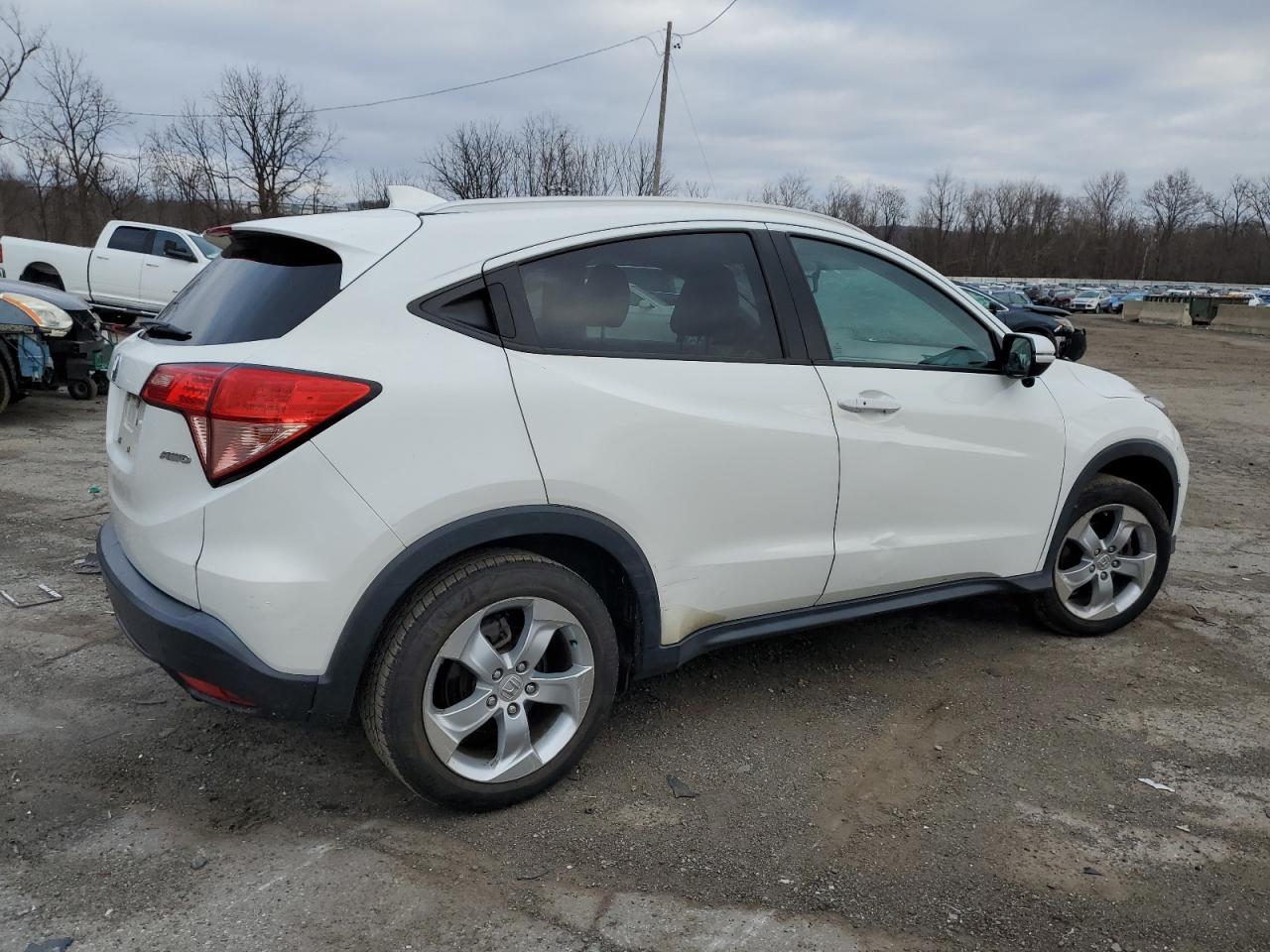 2016 Honda HR-V VIN 3CZRU6H78GM700575 Copart auction photo, rear end / minor dent/scratches damage thumbnail 3