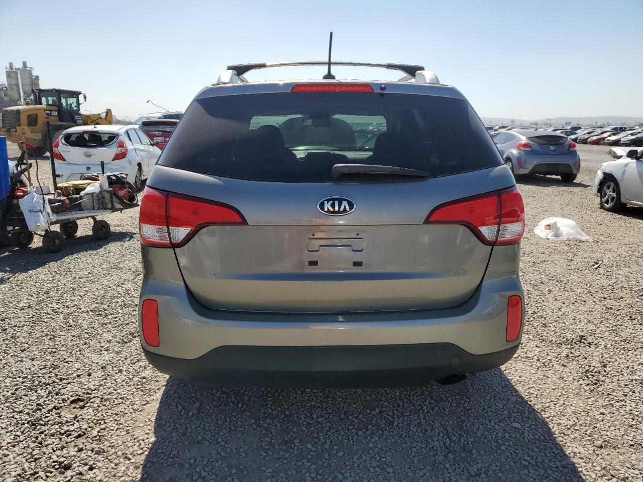 2014 KIA Sorento VIN 5XYKT4A74EG539743 Copart auction photo, front end damage thumbnail 6
