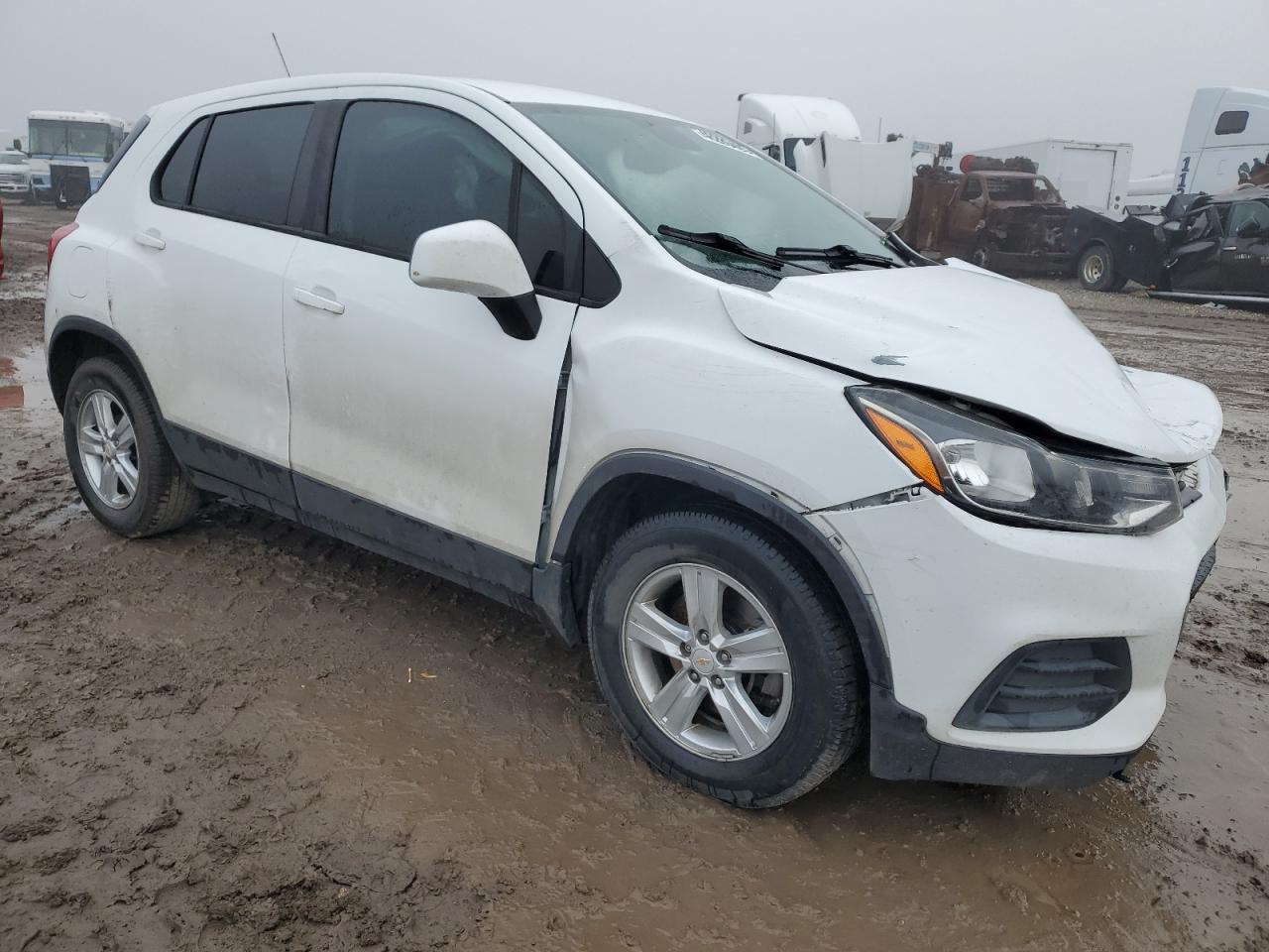 2020 Chevrolet Trax VIN KL7CJKSB8LB022242 Copart auction photo, front end / minor dent/scratches damage thumbnail 4