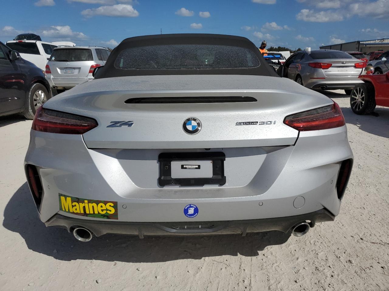 2022 BMW Z4 VIN WBAHF3C06NWX82076 Copart auction photo, water/flood damage thumbnail 6