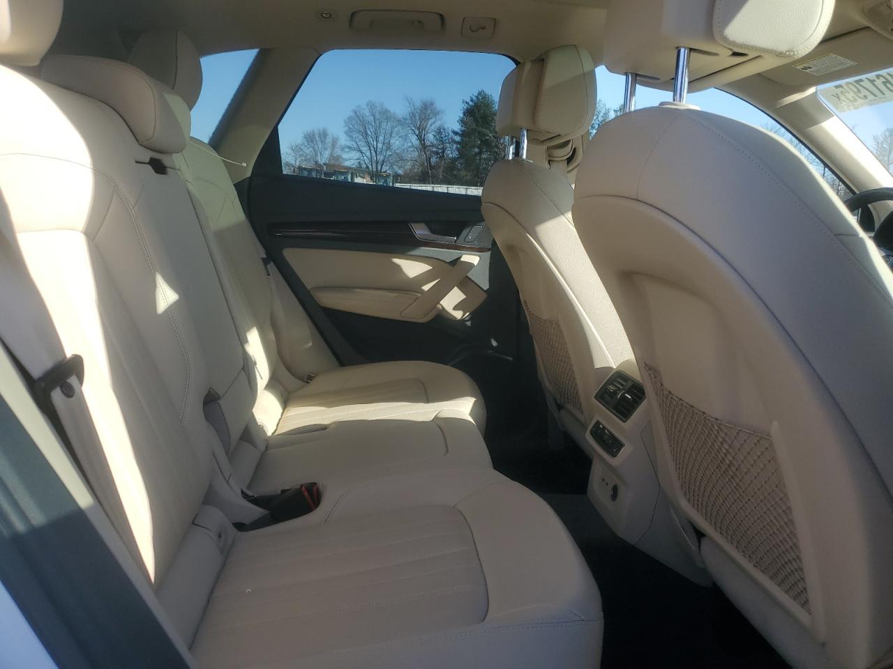 2020 Audi Q5 VIN WA1BNAFY7L2063645 Copart auction photo, front end damage thumbnail 11