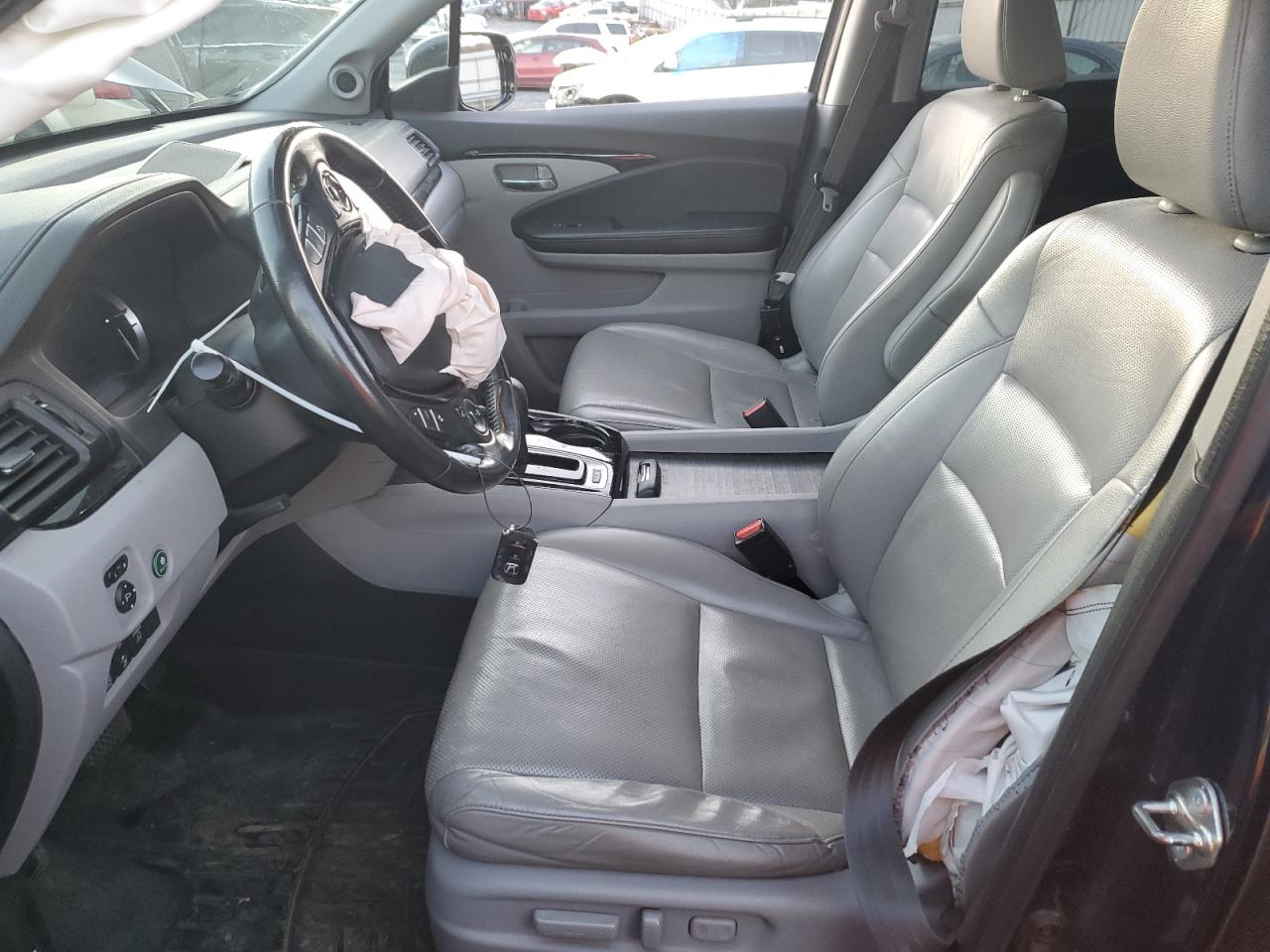 2017 Honda Ridgeline VIN 5FPYK3F73HB022470 Copart auction photo, front end / side damage thumbnail 7
