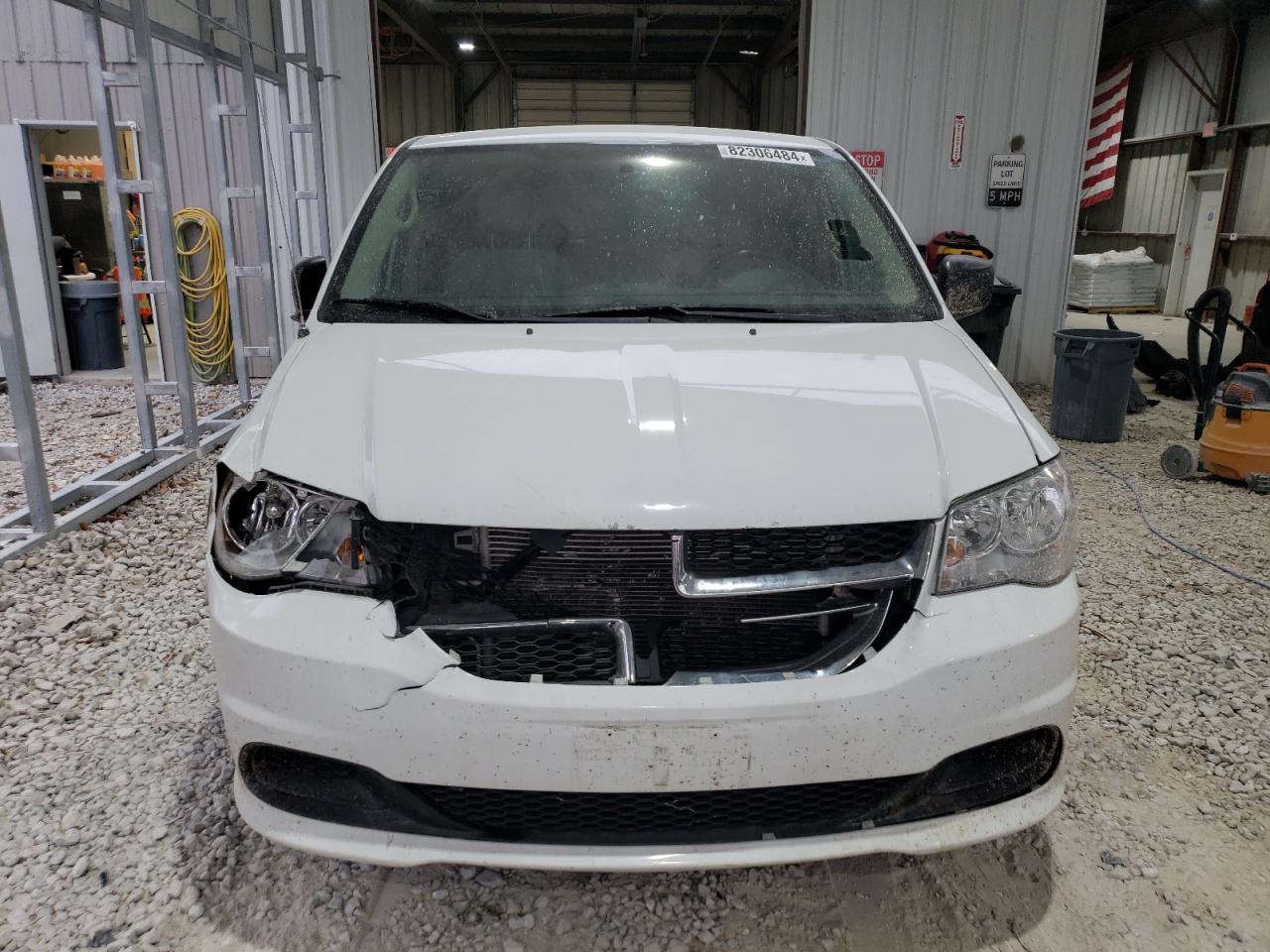 2016 Dodge Caravan VIN 2C4RDGBG8GR277865 Copart auction photo, front end damage thumbnail 5