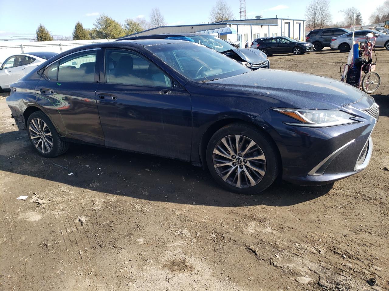 2019 Lexus ES VIN 58ABZ1B18KU009734 Copart auction photo, rear end / side damage thumbnail 4